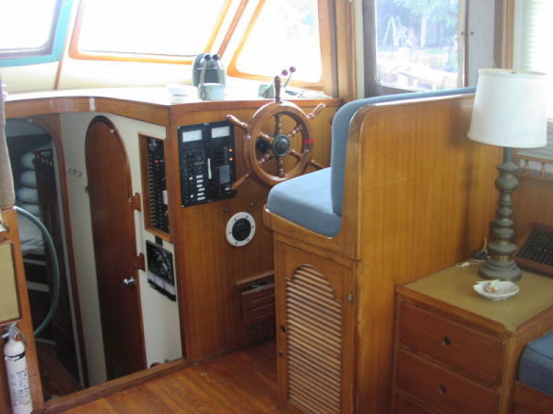 1981 Albin 43 Trawler