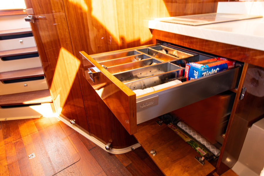 41' 2016 Intrepid 410 Evolution