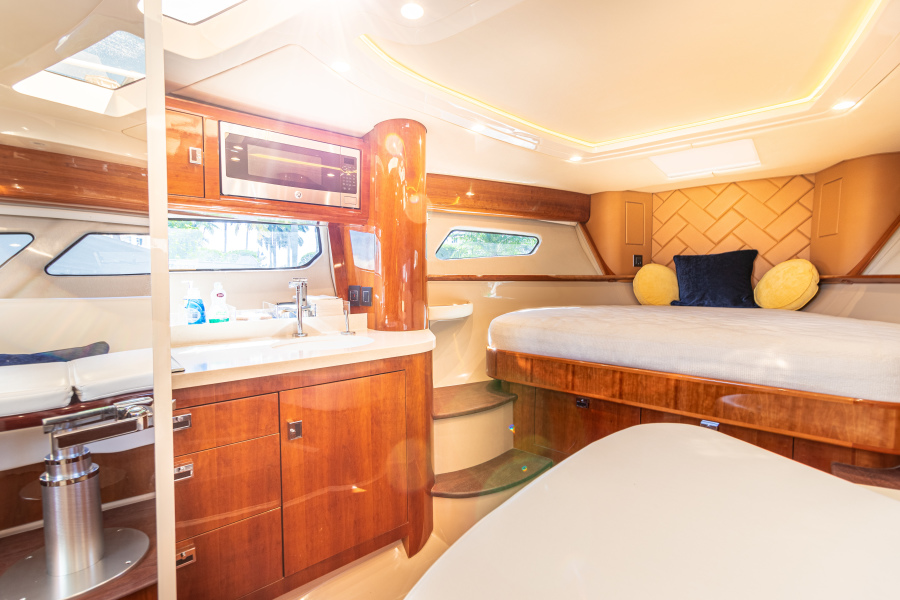 41' 2016 Intrepid 410 Evolution