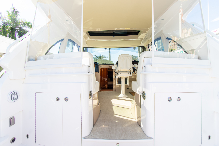 41' 2016 Intrepid 410 Evolution