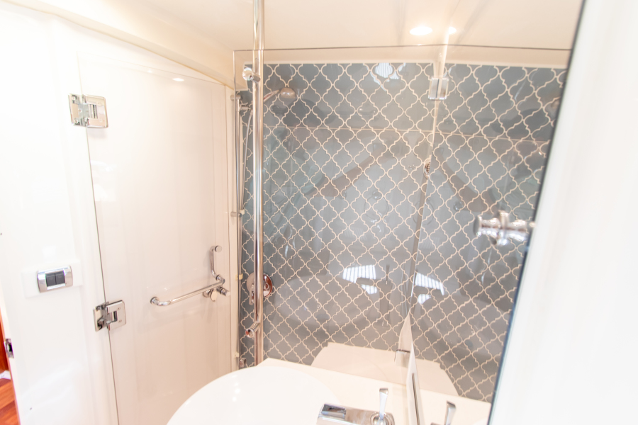 41' 2016 Intrepid 410 Evolution