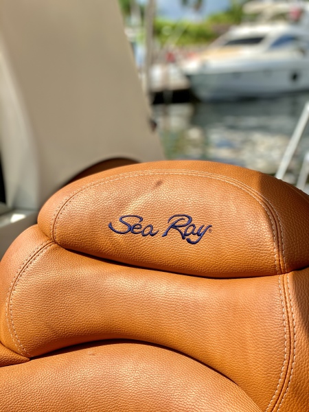 40' 2004 Sea Ray 380 Sundancer