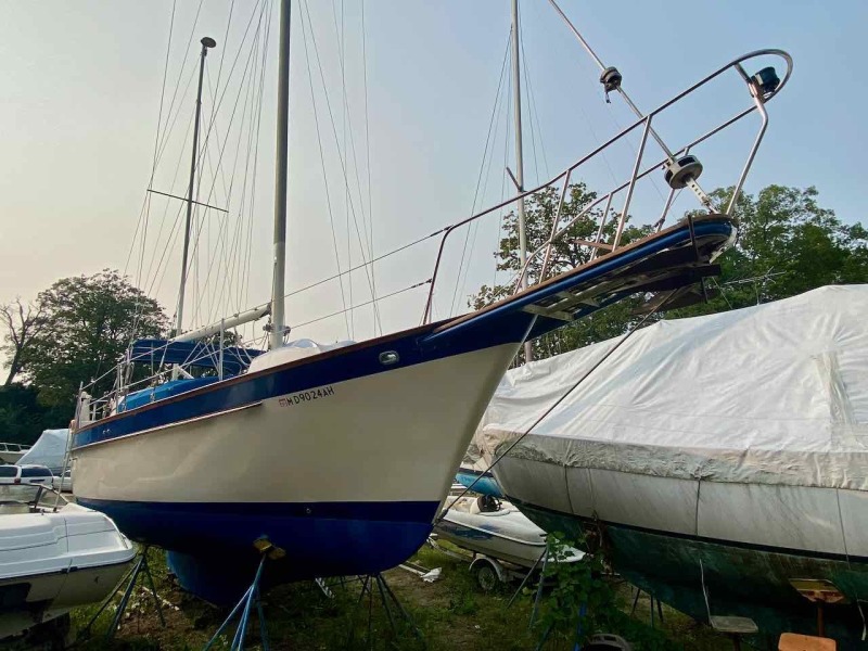 1982 Irwin 46 Center Cockpit Ketch