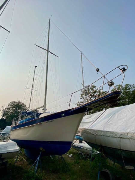 1982 Irwin 46 Center Cockpit Ketch