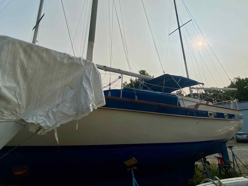 1982 Irwin 46 Center Cockpit Ketch