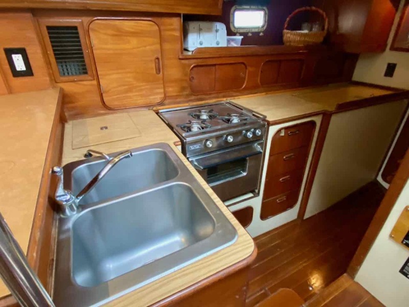 1982 Irwin 46 Center Cockpit Ketch