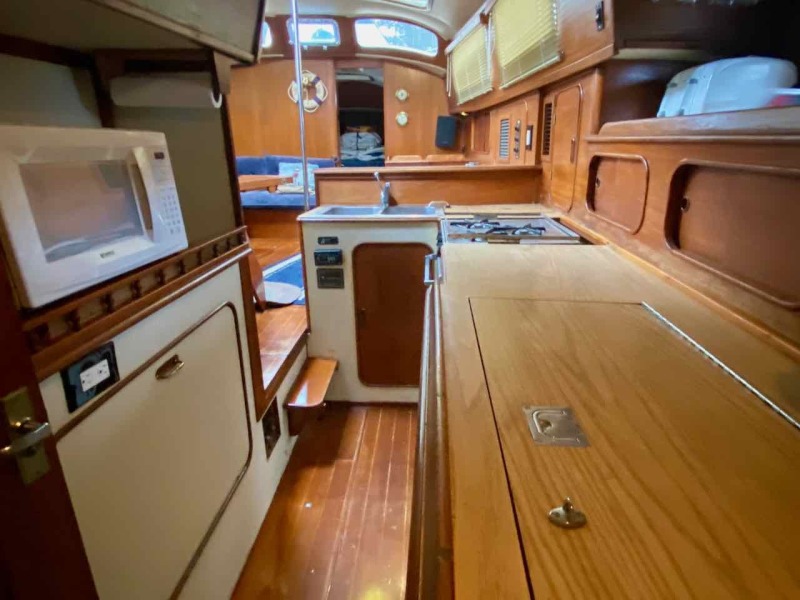 1982 Irwin 46 Center Cockpit Ketch