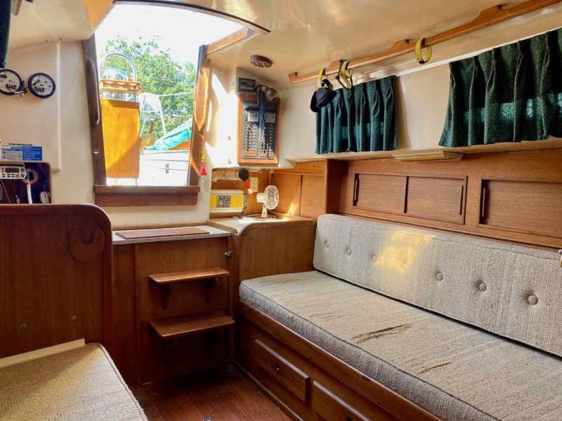 1975 Bristol 32