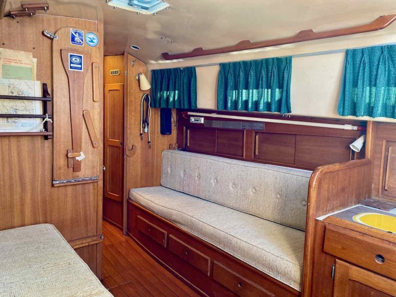 1975 Bristol 32