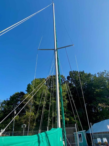 1975 Bristol 32