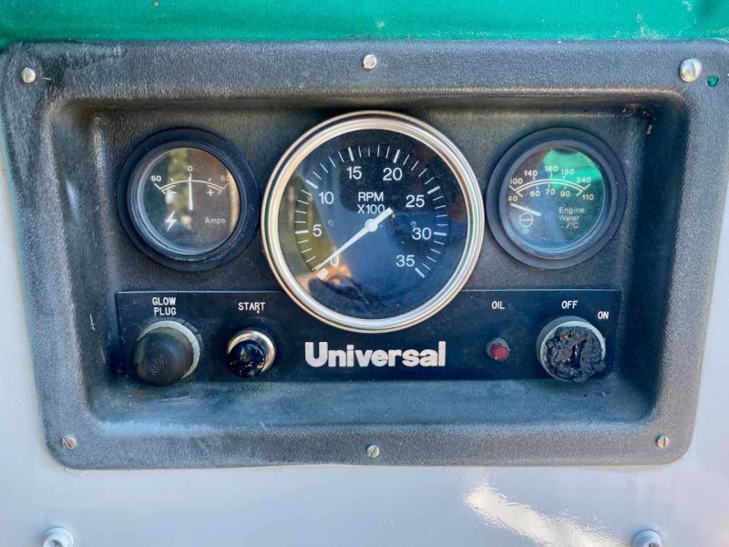 1975 Bristol 32
