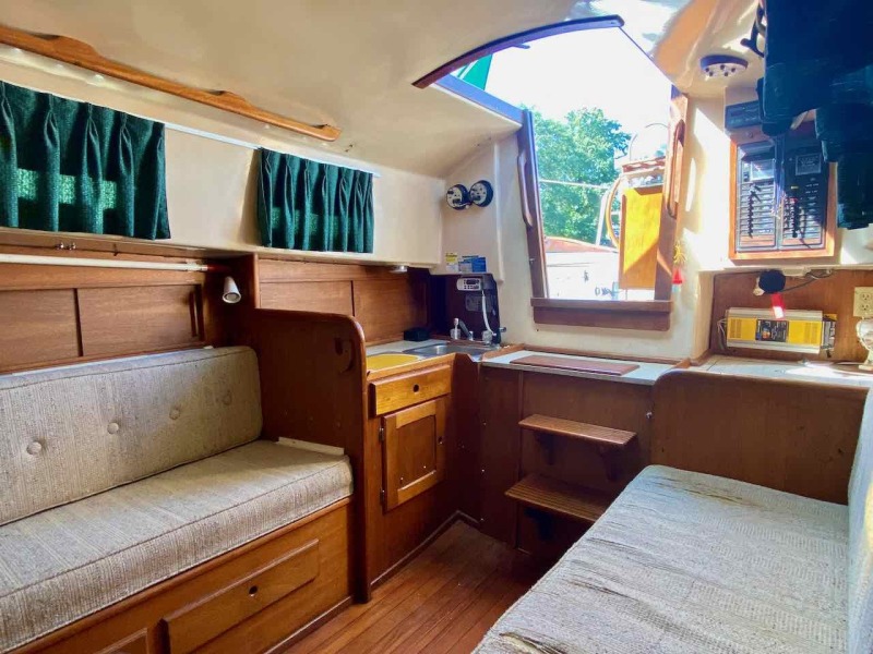 1975 Bristol 32