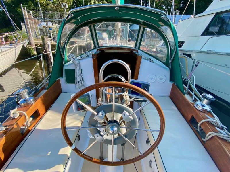 1975 Bristol 32