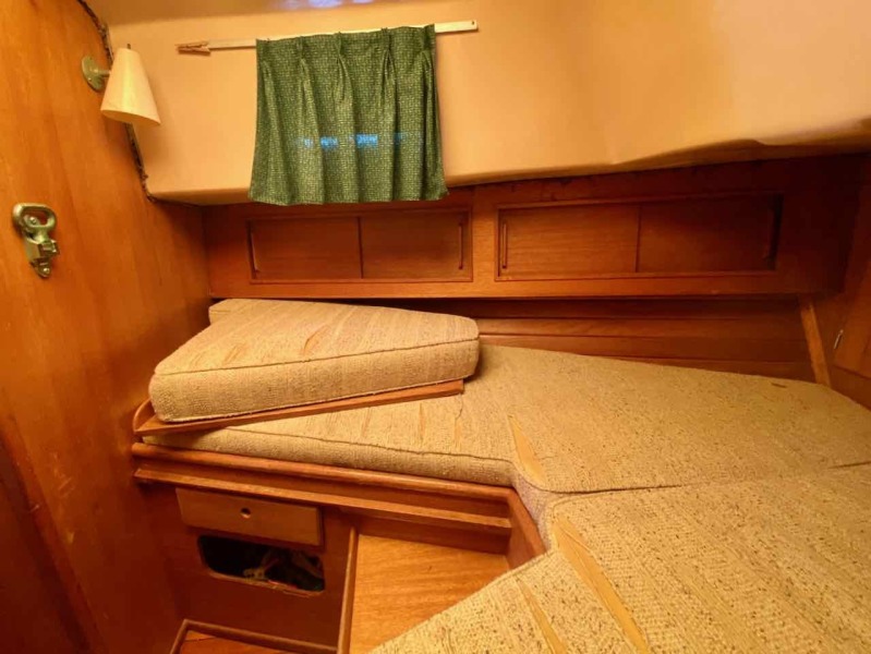 1975 Bristol 32