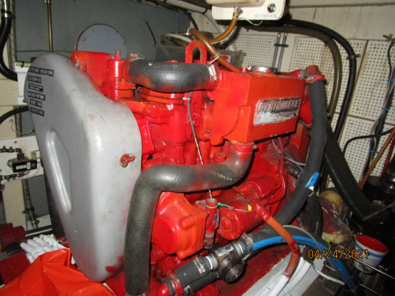 42' Grand Banks generator2