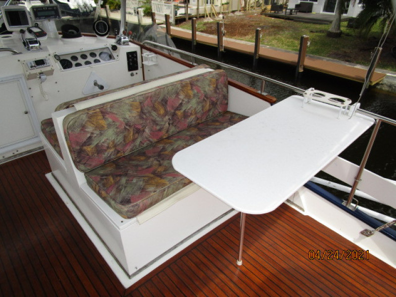 42' Grand Banks flybridge starboard table