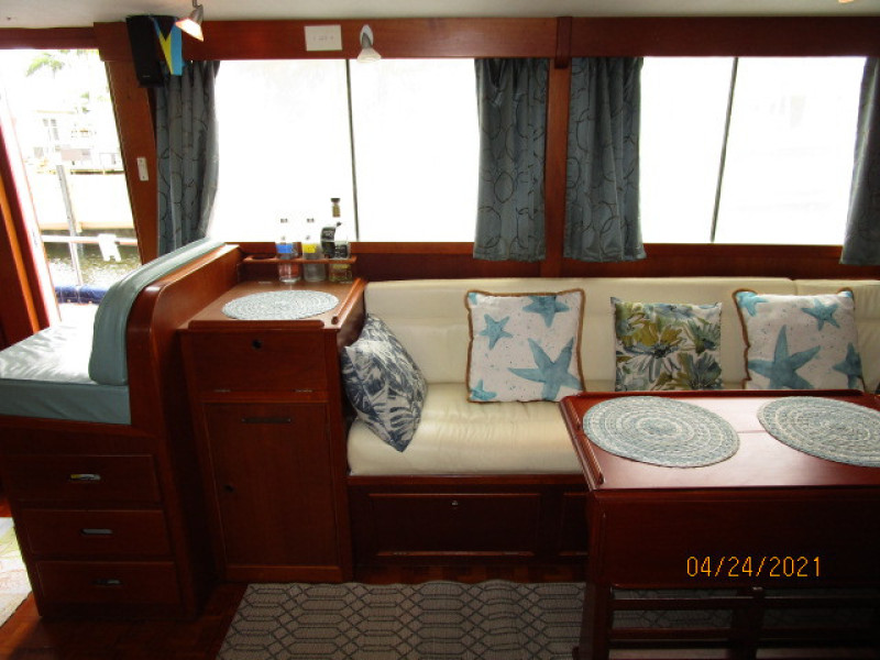 42' Grand Banks salon starboard