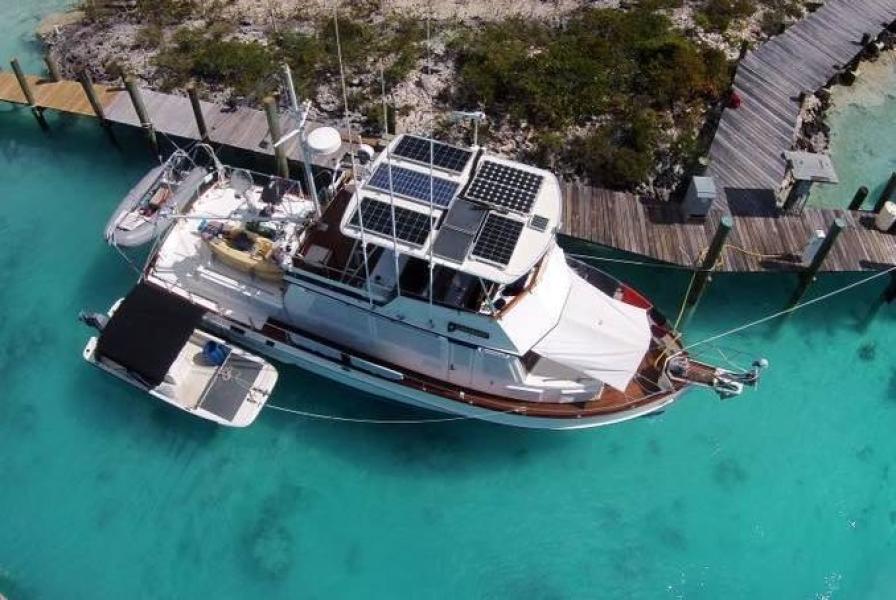 42' Grand Banks Overhead