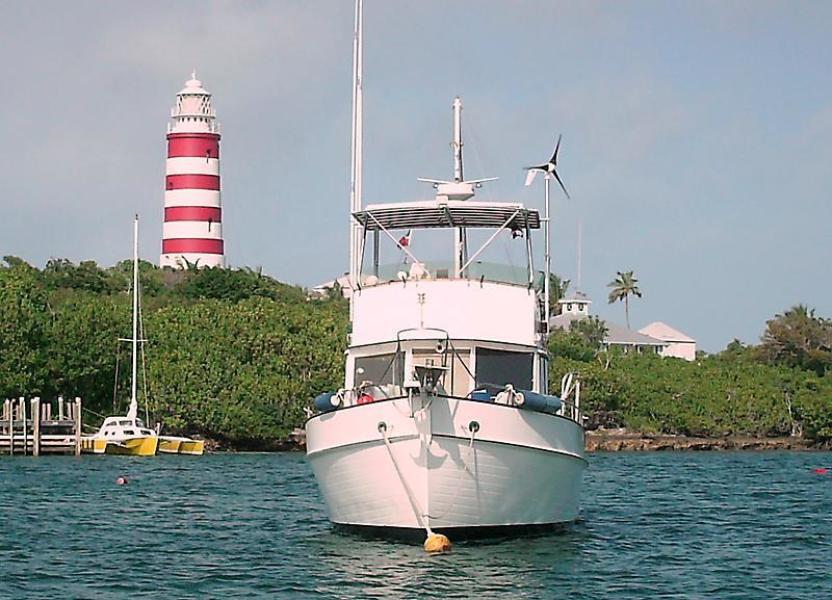 42' Grand Banks forward profile