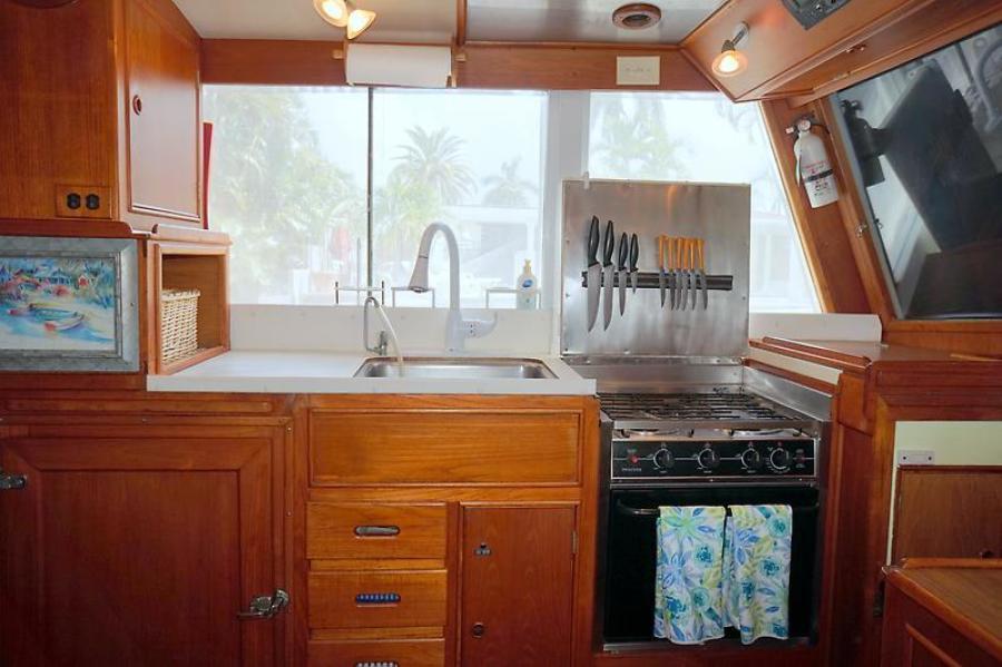 42' Grand Banks galley2