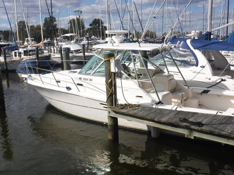 1999 Pursuit 300