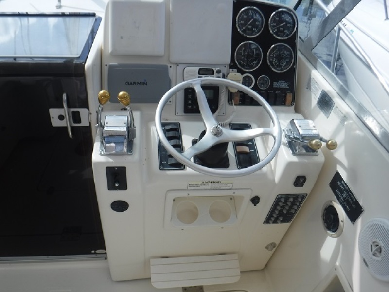 1999 Pursuit 300