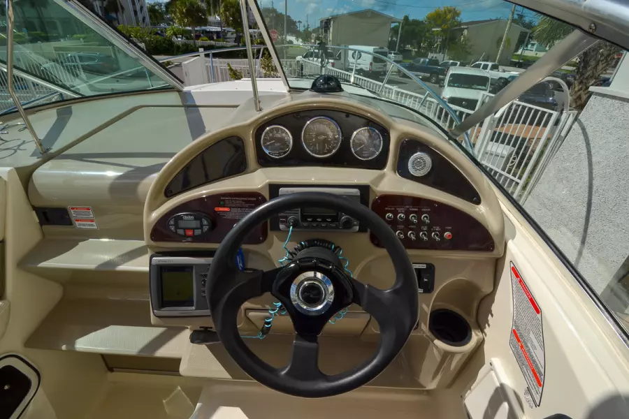 2005 Sea Ray 260 Sundancer