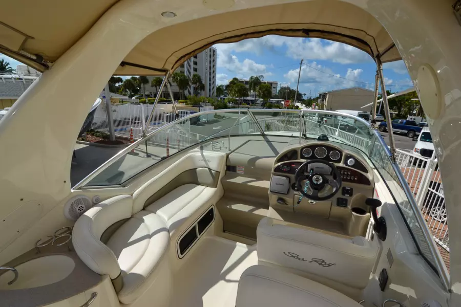 2005 Sea Ray 260 Sundancer
