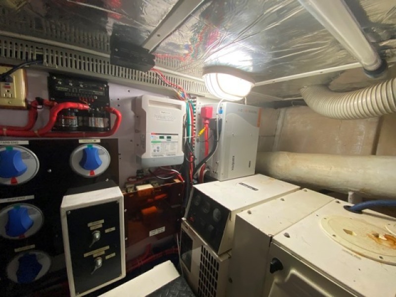 2003 Hi-Star 470