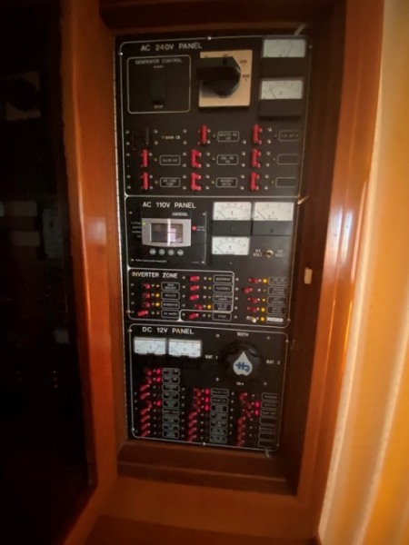 2003 Hi-Star 470