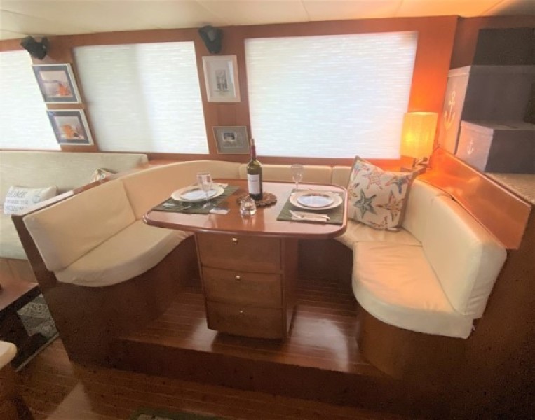 2003 Hi-Star 470