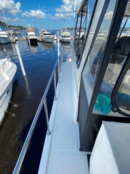 2003 Hi-Star 470