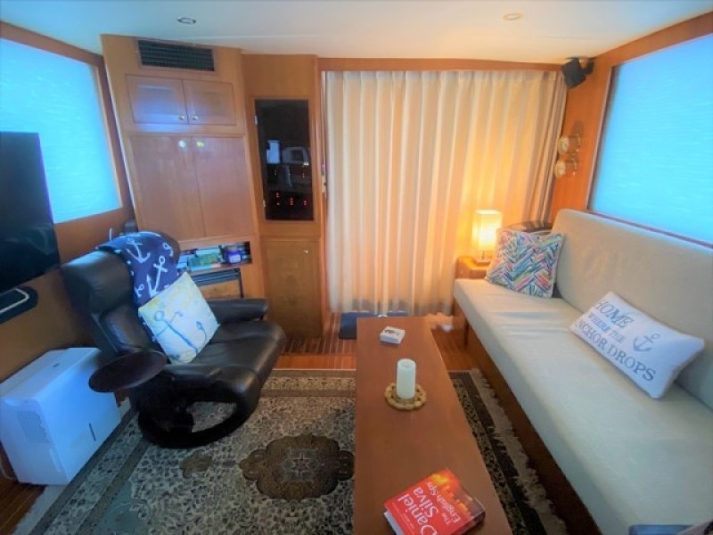 2003 Hi-Star 470