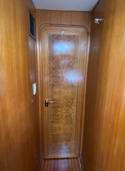 2003 Hi-Star 470
