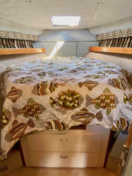 1990 Luhrs 3400