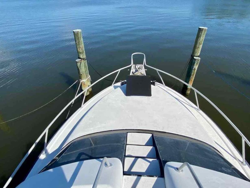 1990 Luhrs 3400