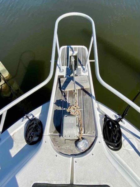 1990 Luhrs 3400
