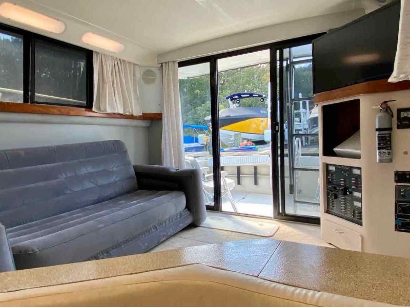 1990 Luhrs 3400