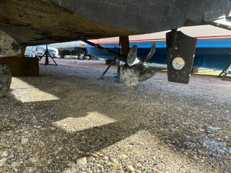 1990 Luhrs 3400