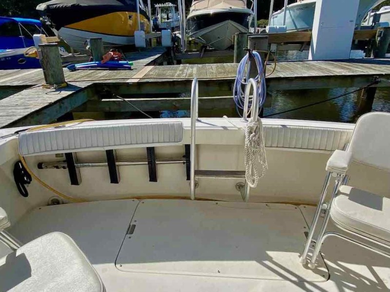 1990 Luhrs 3400
