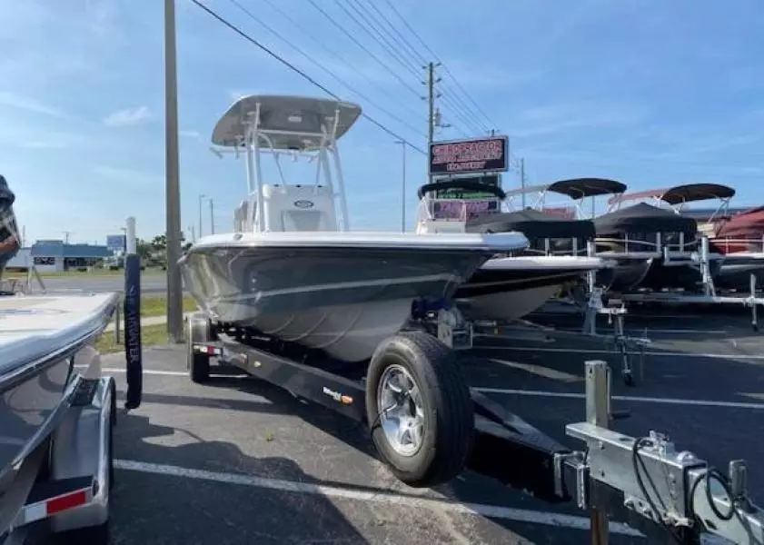 Epic 26 Bay 27ft Epic Yacht For Sale