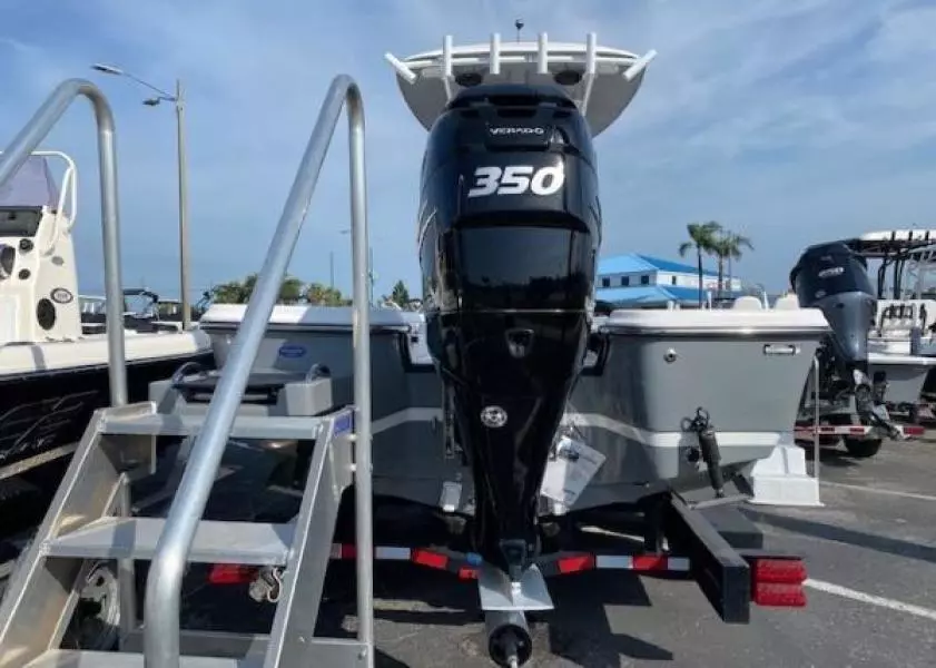 Epic 26 Bay 27ft Epic Yacht For Sale