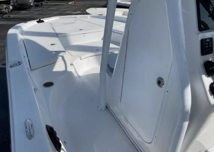 Epic 26 Bay 27ft Epic Yacht For Sale