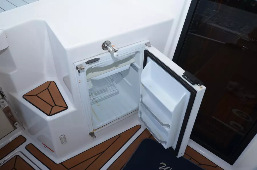 2018 Ranger Tugs R27