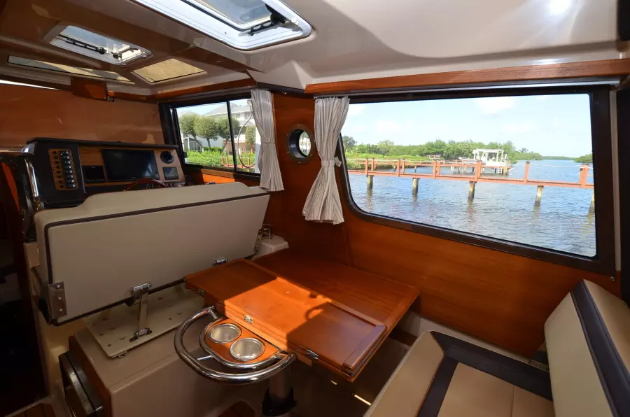 2018 Ranger Tugs R27