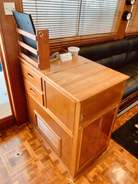 1984 Grand Banks 49