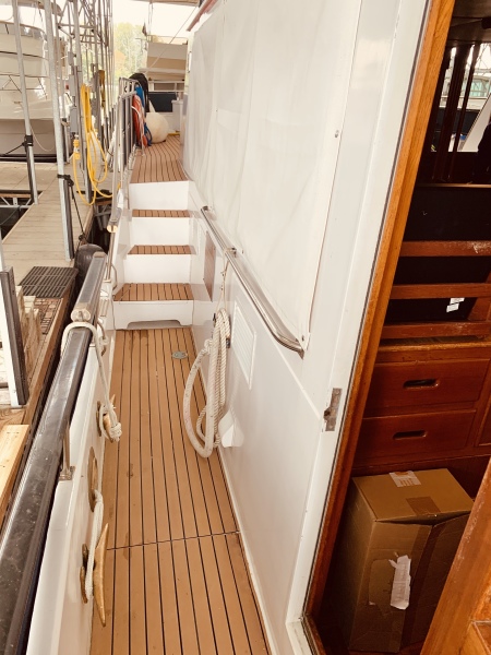 1984 Grand Banks 49