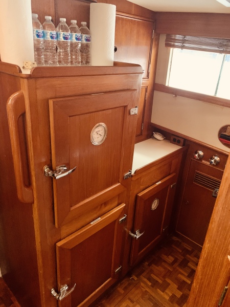 1984 Grand Banks 49