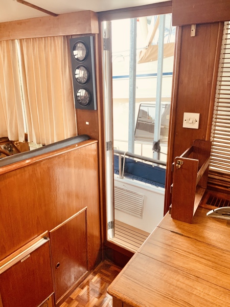 1984 Grand Banks 49