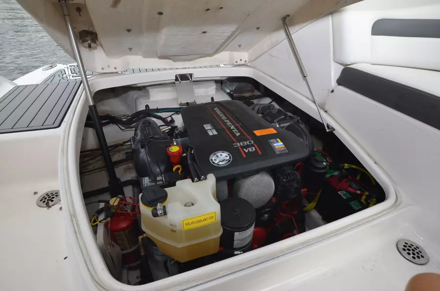 28ft Chaparral Yacht For Sale